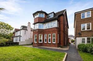 Photo 3- click for photo gallery